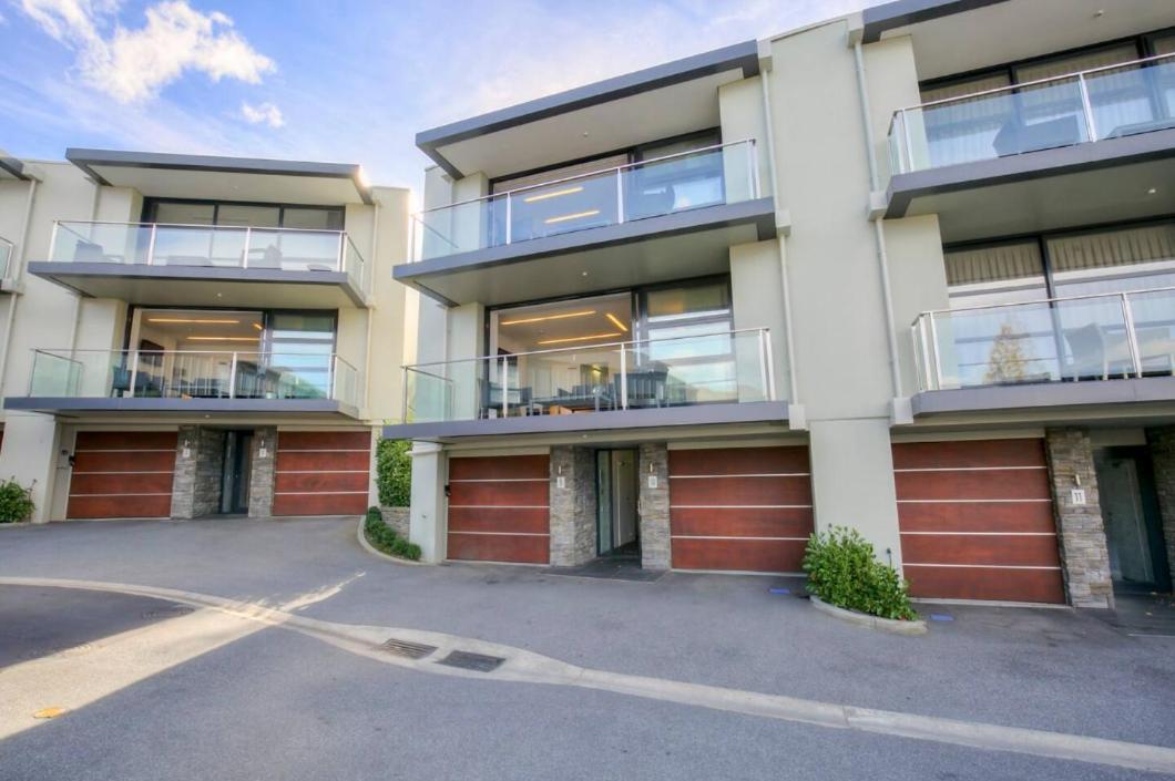 Panorama Terrace Apartments - Element Escapes Куийнстаун Екстериор снимка